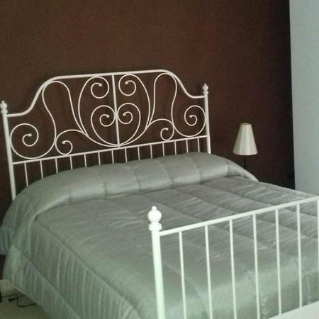 Casa Family & Friends Bed and Breakfast Salerno Eksteriør billede