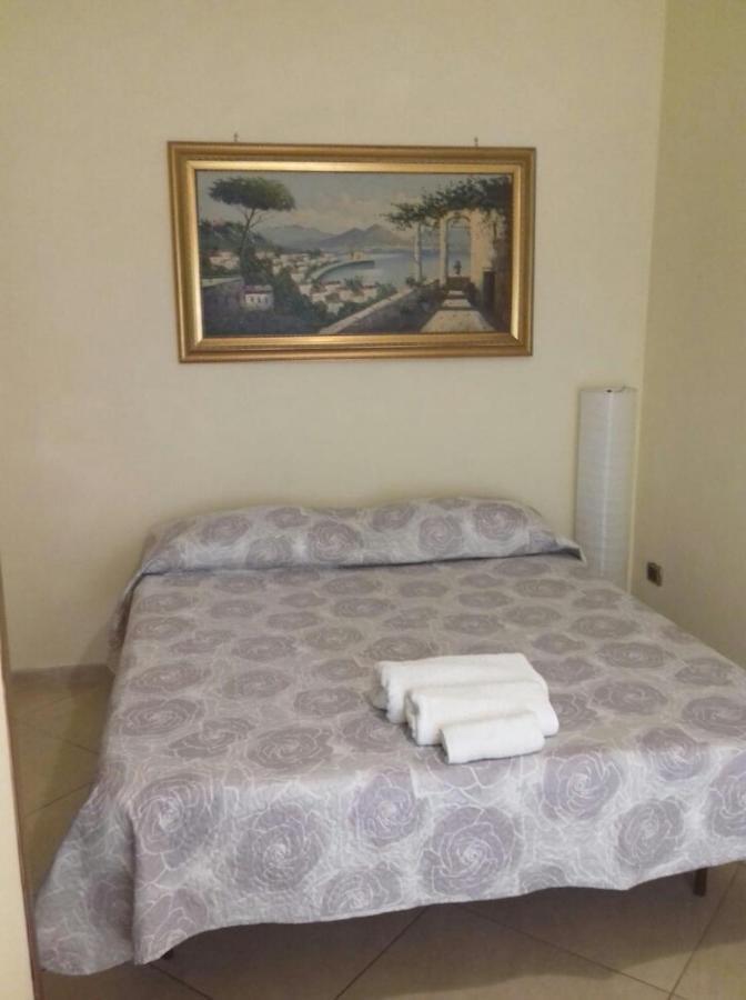 Casa Family & Friends Bed and Breakfast Salerno Eksteriør billede