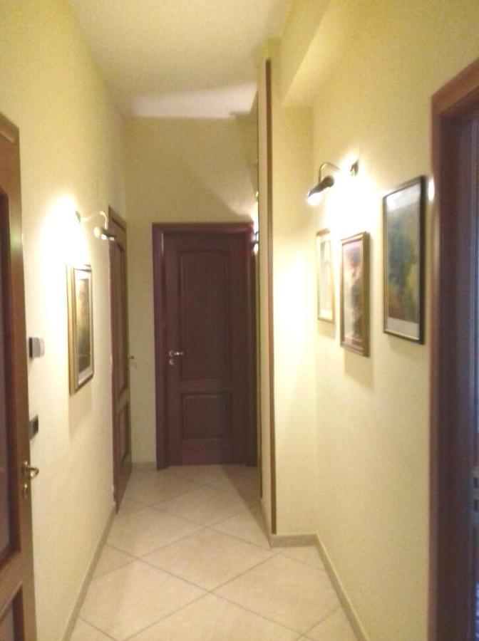 Casa Family & Friends Bed and Breakfast Salerno Eksteriør billede